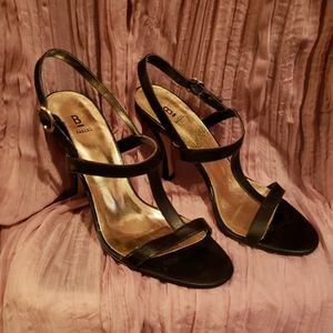 Bakers "Romance" size 8 real patent leather high heel sandals.